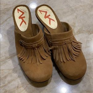 Suede Ann Klein Sport mules